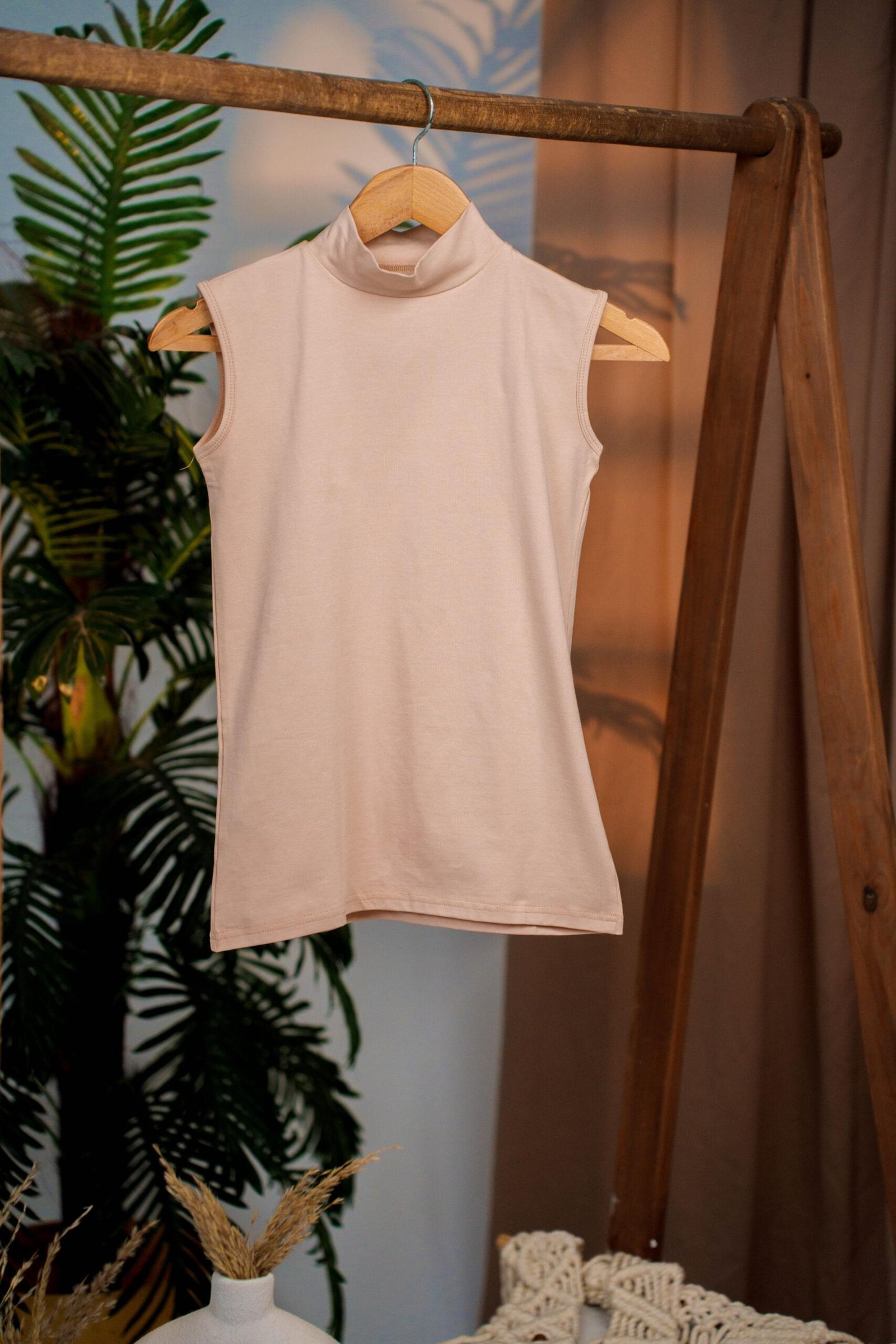 Dors Basic sleeveless Beige