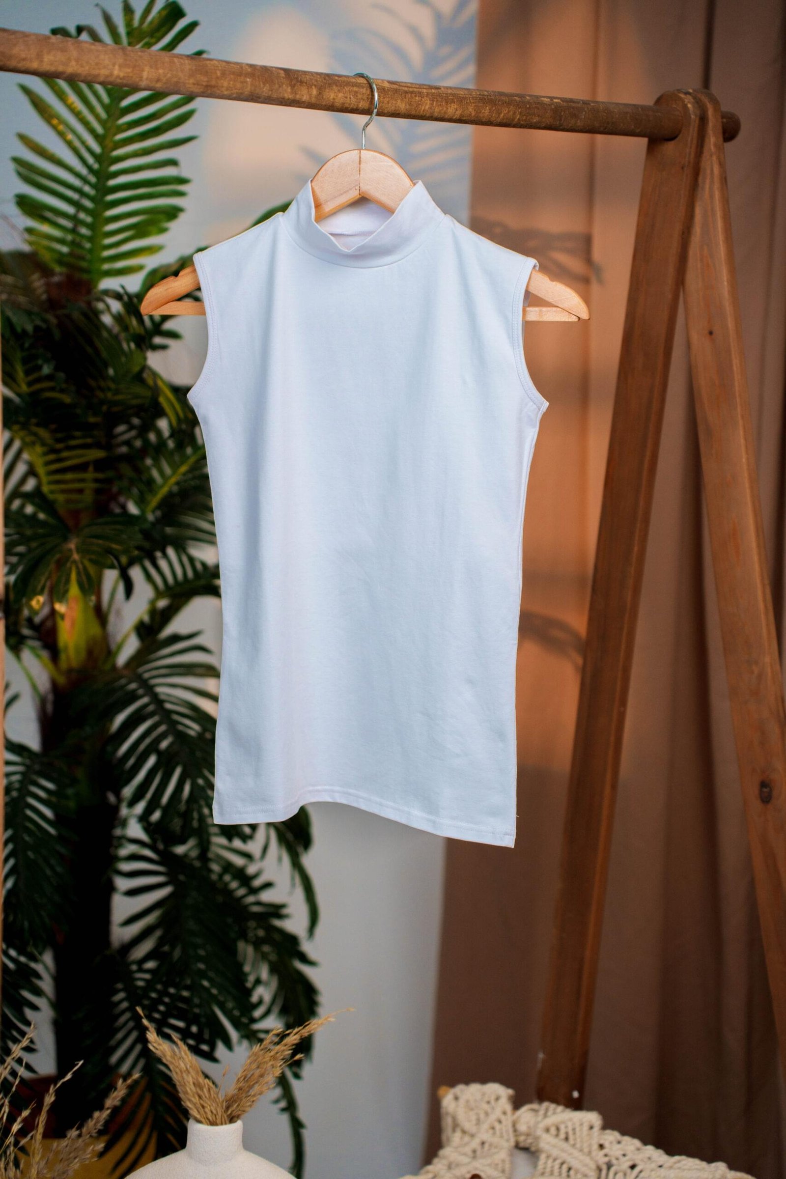 Dors Basic sleeveless white